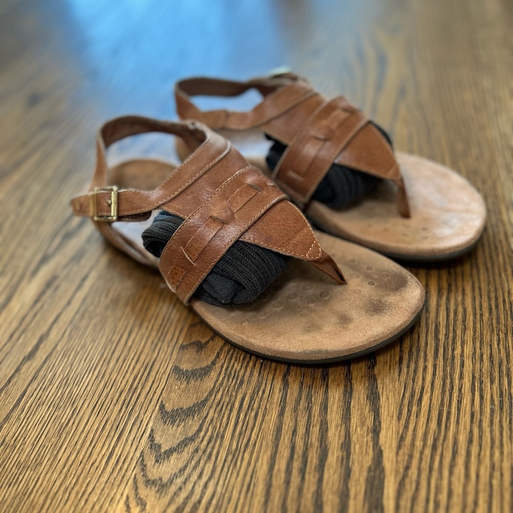 Vionic Lupe FG Sandal Size 8 1/2 Wide